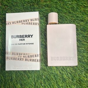 Burberry Her Eau de Parfum Intense - Pale Pink Bottle